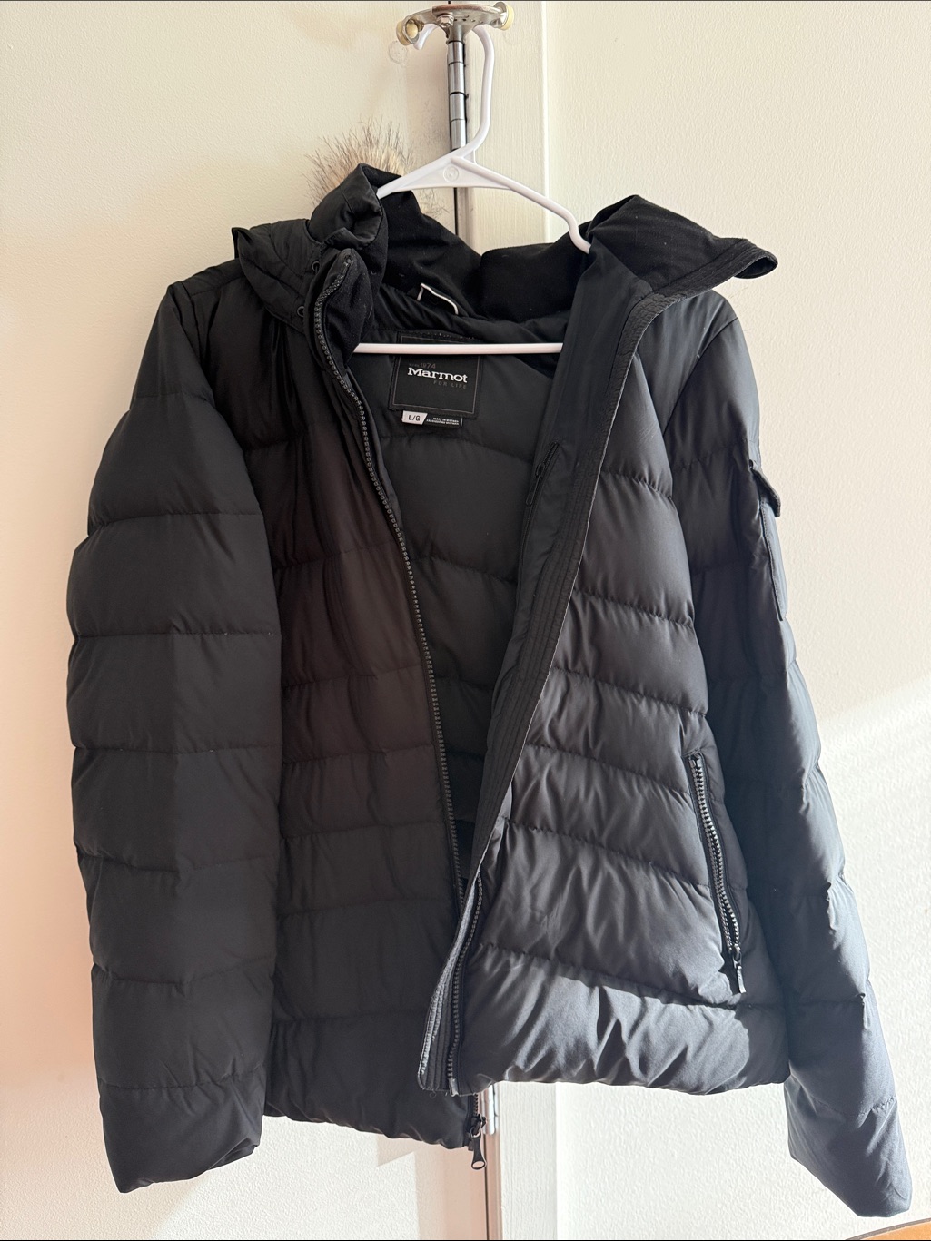 Marmot Men's Black Quilted Down Jacket With Hood